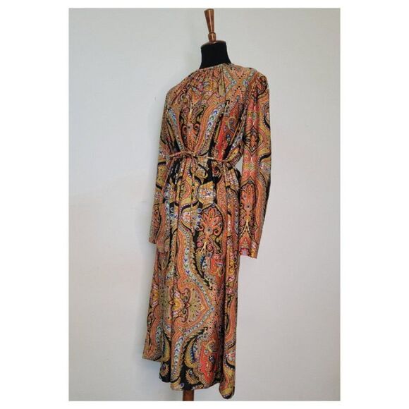 Phenomenal 1960's Abstract Paisley Dress - Picture 3 of 9